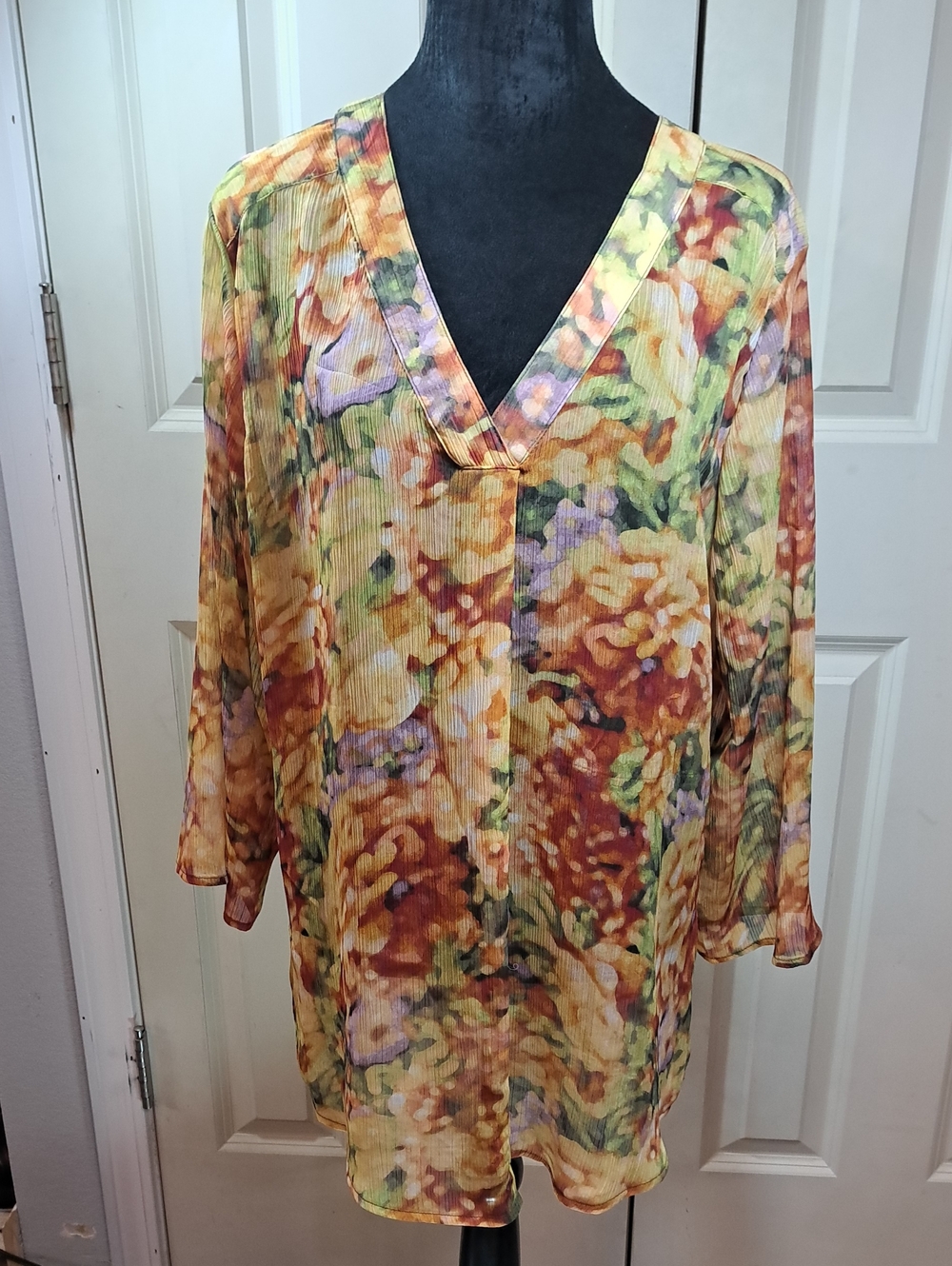 Liz Claiborne Yellow Multi Floral V-Neck Tunic